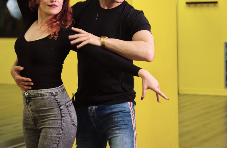 充実した時間を堪能できる体験レッスン | 知多市の社交ダンスならDANCE STUDIO LIGARE